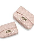 Pearl Closure Quilted Purse Black