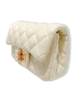 Pearl Closure Quilted Purse Black