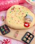 Mrs. Claus' Cookie Dough Clay-Dough Signature Dome™ Slime