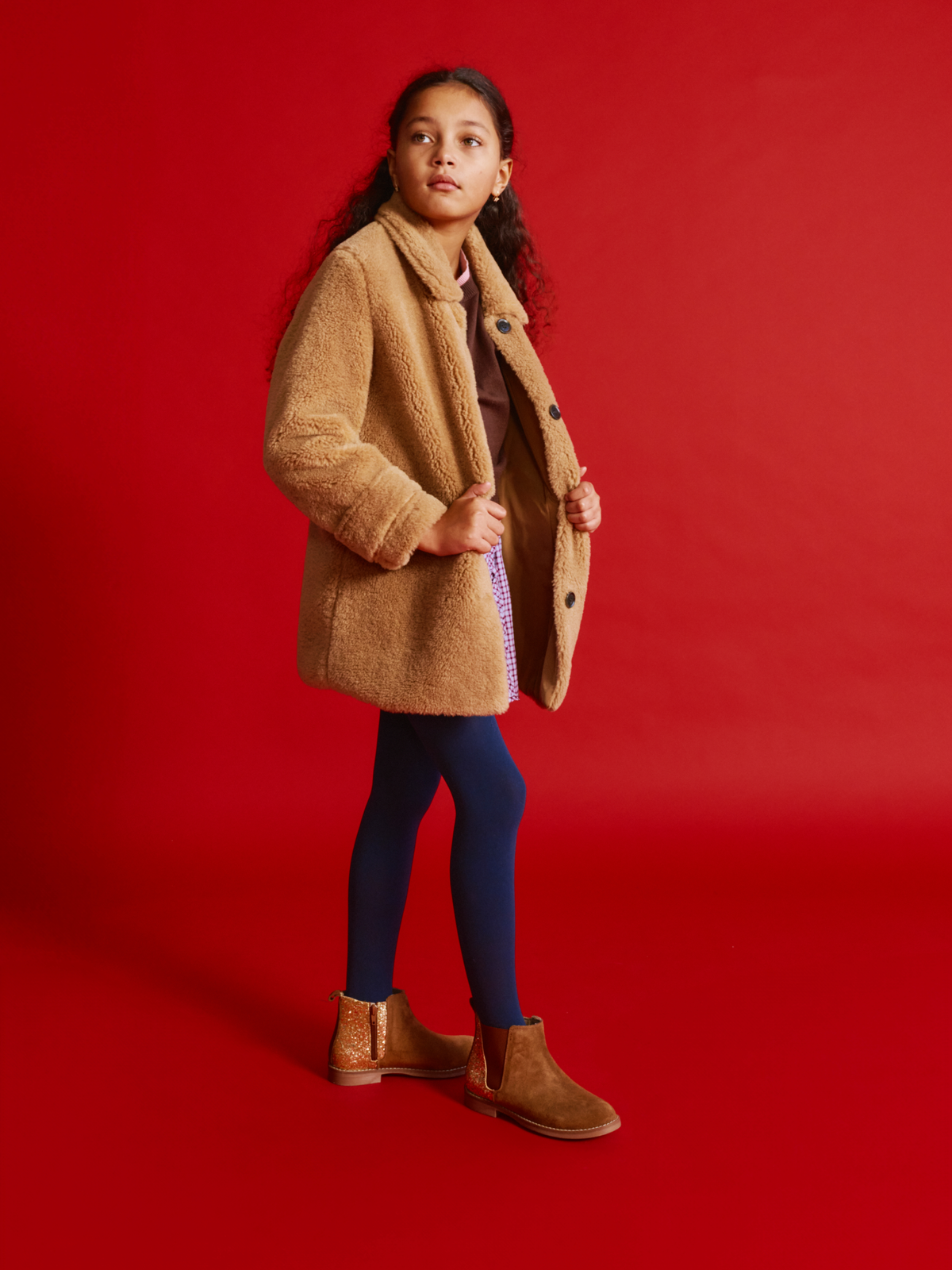 Olivia Camel Chelsea Boots