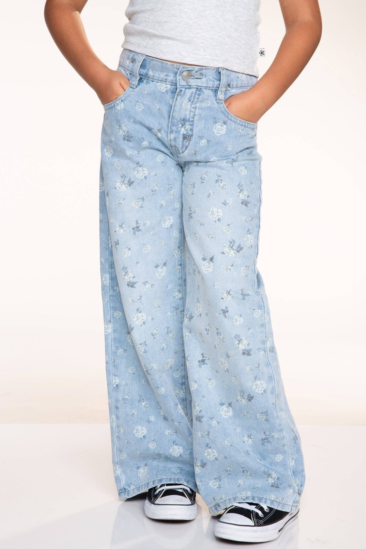 Relaxed Wide Leg Jeans (Copy)